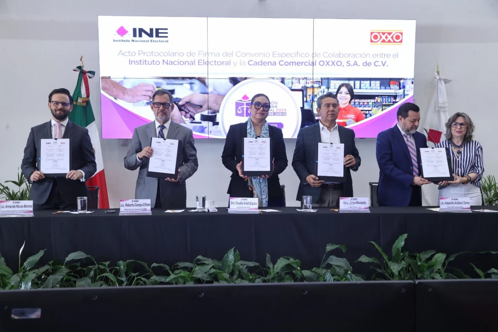 Firman INE y OXXO convenio de colaboración para promover el voto en el PEEPJF 2024-2025
