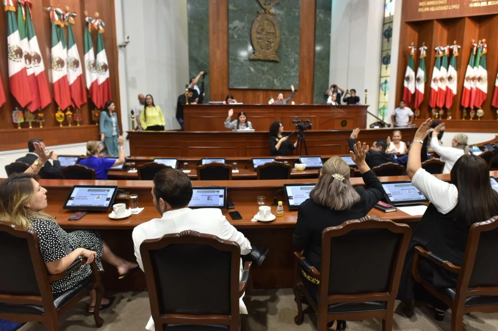 Congreso de Sinaloa analiza cuatro iniciativas en sesión ordinaria