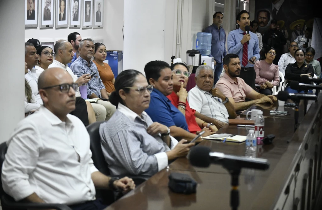 Funcionarios municipales de Mazatlán se capacitan para evitar responsabilidades en proceso electoral del Poder Judicial