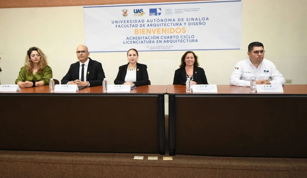 Facultad de Arquitectura y Diseño de la UAS en Mazatlán recibe comité evaluador para proceso de reacreditación