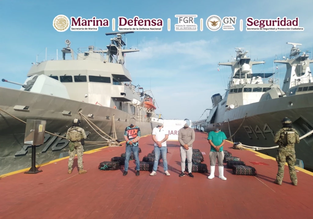 Detienen a cuatro personas con armas