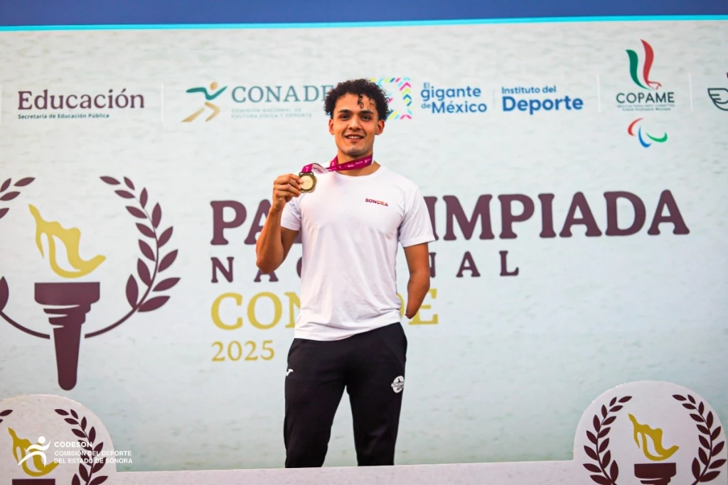 Miguel López, paranadador sonorense, apunta a las grandes ligas internacionales