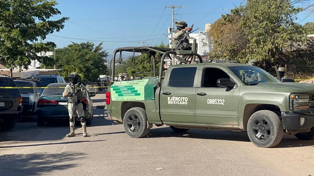 Mujer es asesinada a balazos en la colonia Renato Vega Amador, en Culiacán