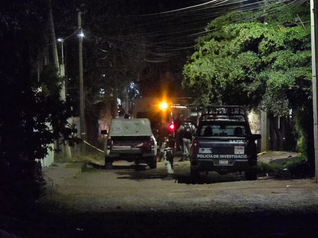 Ejecutan a dos hombres durante la madrugada en Los Mezcales, al norte de Culiacán