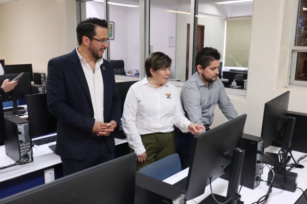¡A la vanguardia! Fortalece la Facultad de Ingeniería Culiacán de la UAS su infraestructura tecnológica con 40 computadoras de alta gama