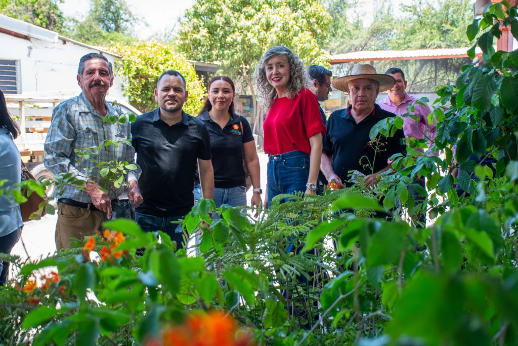 Ayuntamiento de Culiacán impulsa acciones para la preservación de las abejas con donación de árboles