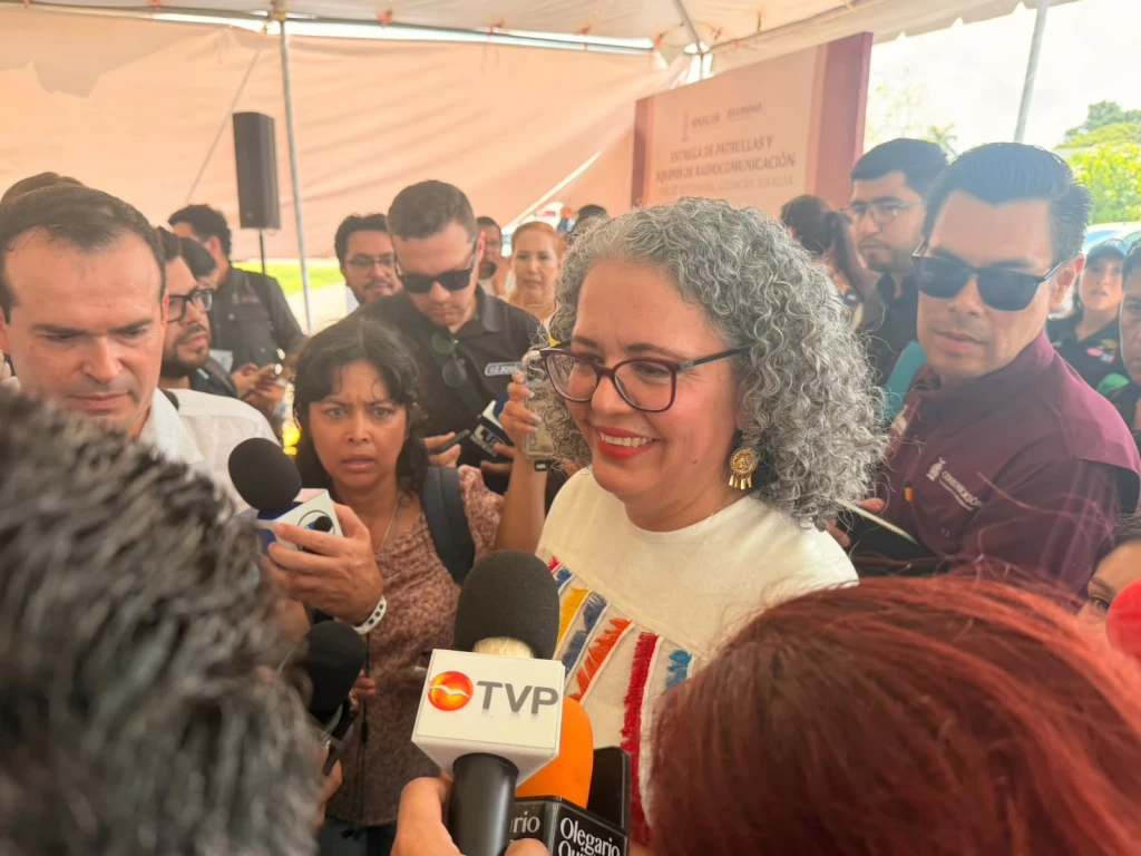 Avanzan trabajos de energía eléctrica
