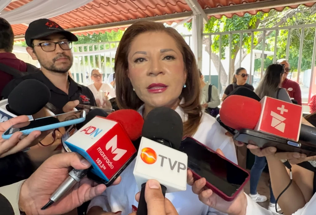 El 3 de noviembre suspenden celulares en escuelas