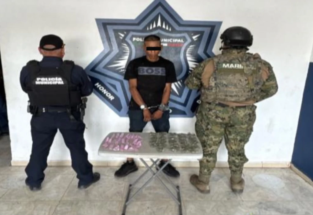 Detienen a sujeto con 48 dosis de droga en operativo de SSPM y Marina en Las Haciendas