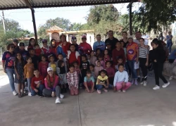 Fridas en Bici Mazatlán lleva alegría a los niños de La Urraca y el Basurón
