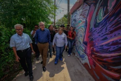 Rubén Rocha entrega obras en Costa Rica