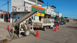 Avanza OOMAPAS Cajeme en limpieza de drenaje con programa de “cubeteo”