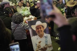 El octavo escolta de Carlos Manzo está prófugo: Gobernador de Michoacán