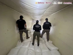 Detienen a dos que transportaban más de 300 kilos de metanfetamina en Sinaloa