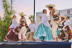 Badiraguato vive una tarde llena de arte y cultura con el Festival Internacional Universitario de la Cultura 2026