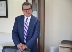 Ricardo Monreal solicita a Comité de Transparencia de la Cámara transparente elección de consejerías del INE