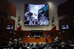 Guarda la Comisión Permanente minuto de silencio en memoria de Ulises Schmill Ordóñez, expresidente de la SCJN